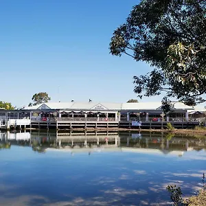 Nightcap At Waterfront Hotel Maroochydore